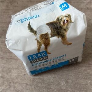 Leak Guard Disposable Dog Diapers - Size Medium (7)
